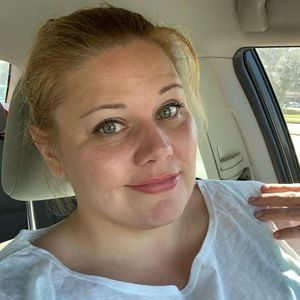 Meet your Posher, Janelle